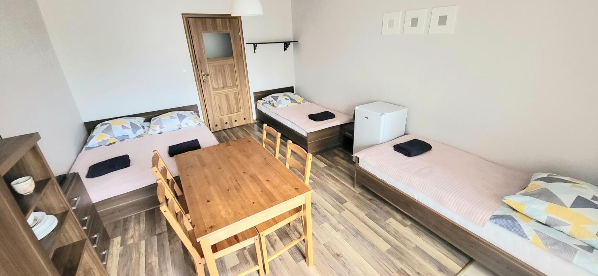 Emada- Pokoje Goscinne I Studia Ostrowo  Luaran gambar